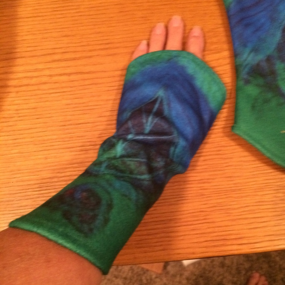 ELVIN ARM SLEEVES